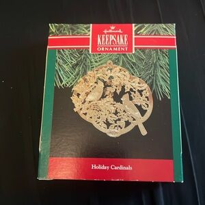 1990 vintage hallmark keepsake ornament “holiday cardinals”